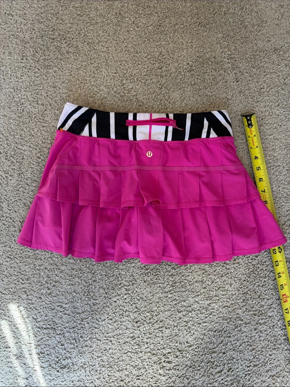 lululemon athletica bright hot
